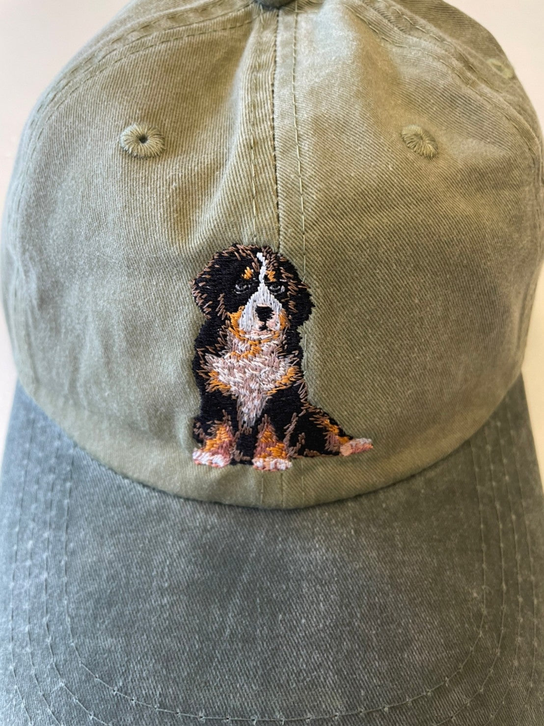 Dog embroidery cotton dad cap[Khaki]-Bernese Mountain(whole)