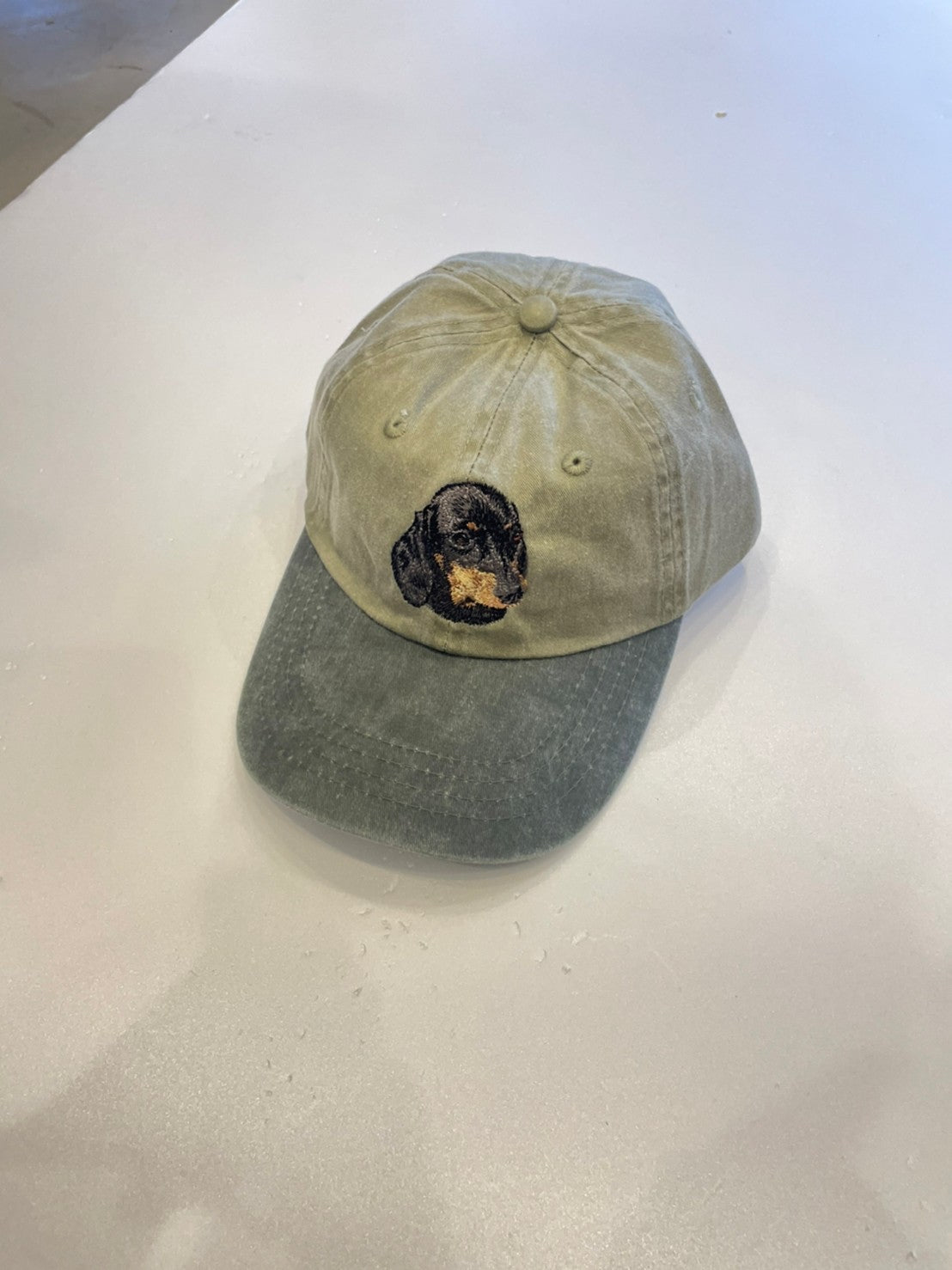 Dog embroidery cotton dad cap[Khaki]-Dachshund(tan)