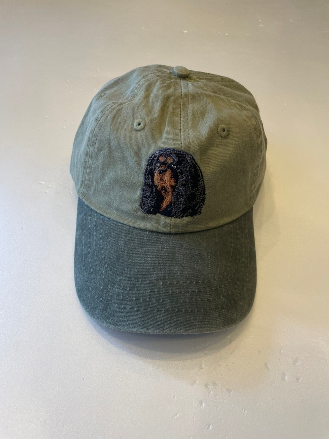 Dog embroidery cotton dad cap[Khaki]-Cavalier(black&tan)