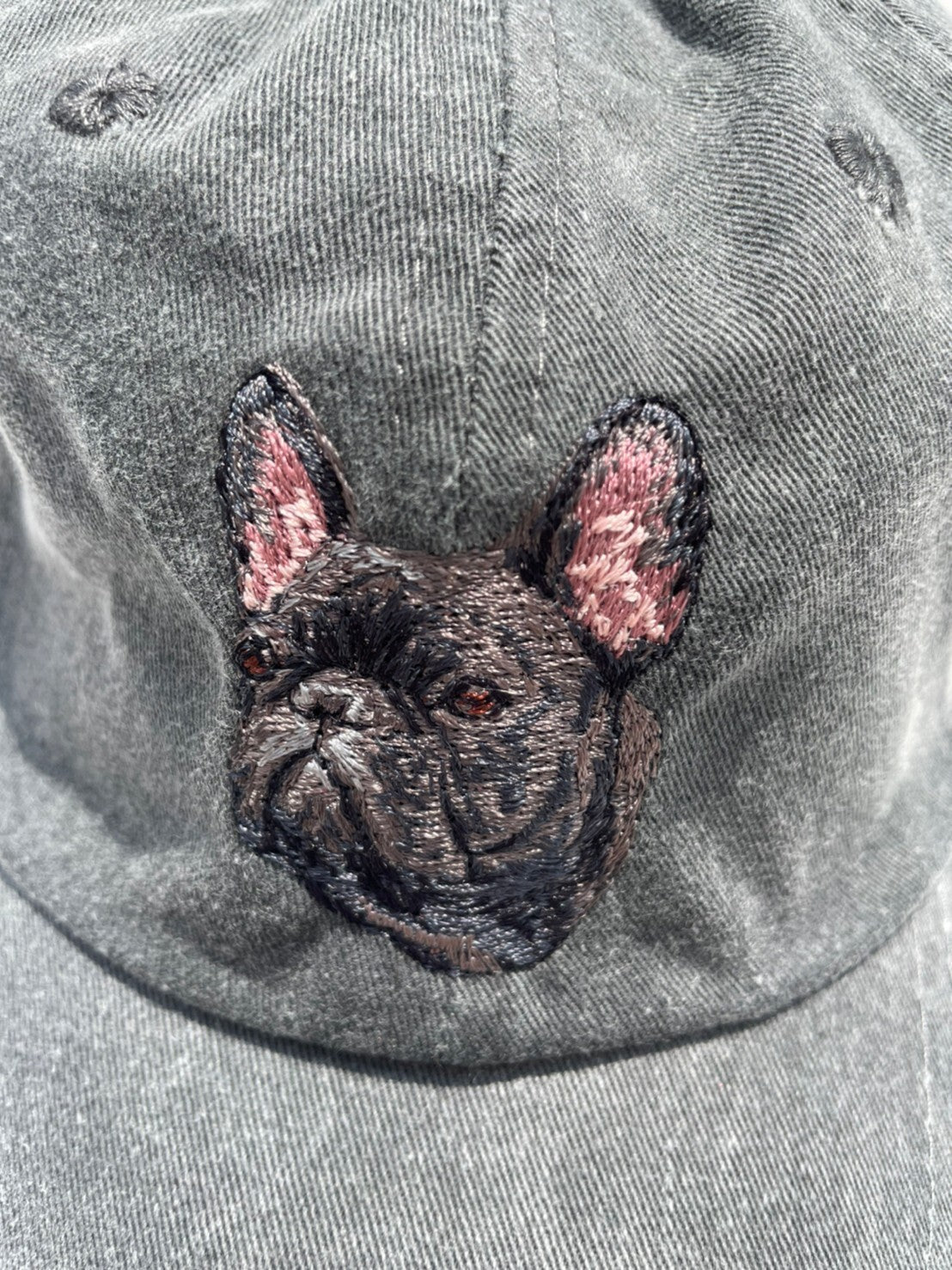 Dog embroidery cotton dad cap[fade black]-French bulldog(Brindle)