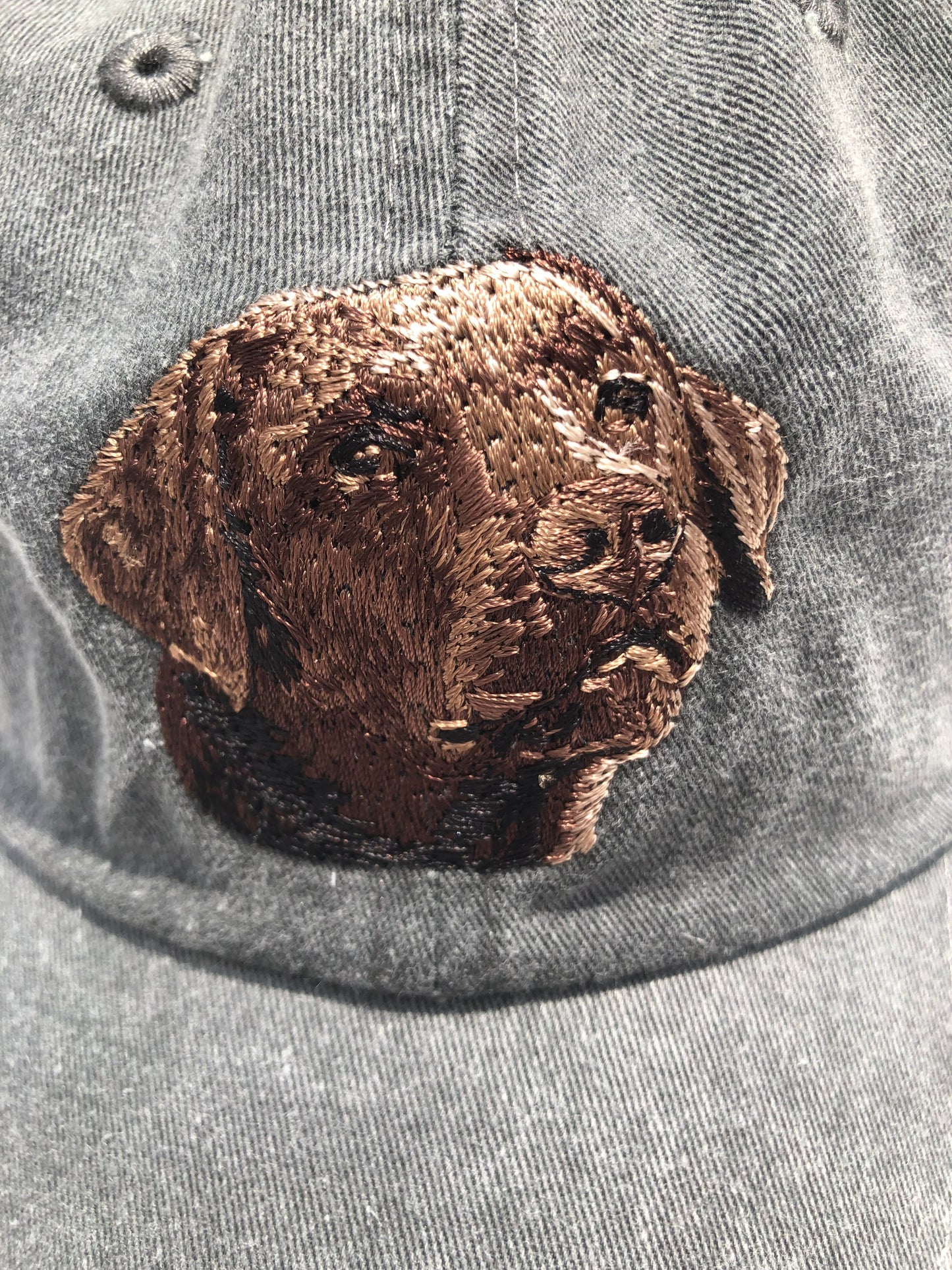 Dog embroidery cotton dad cap[fade black]-Choco Labrador