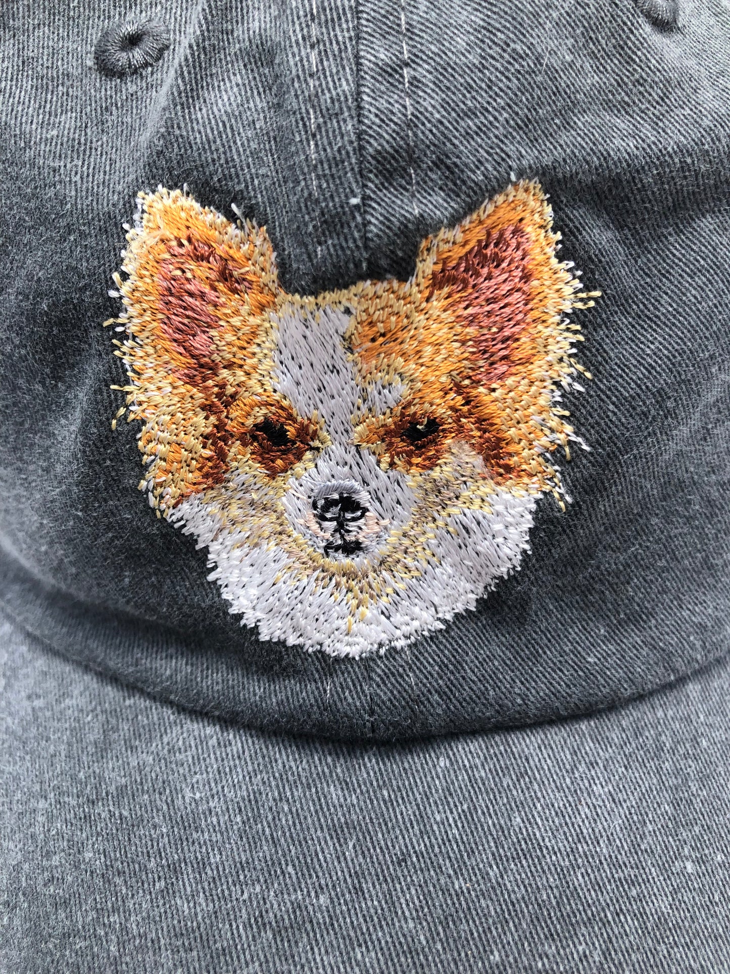 Dog embroidery cotton dad cap[fade black]-Chihuahua(lemon)