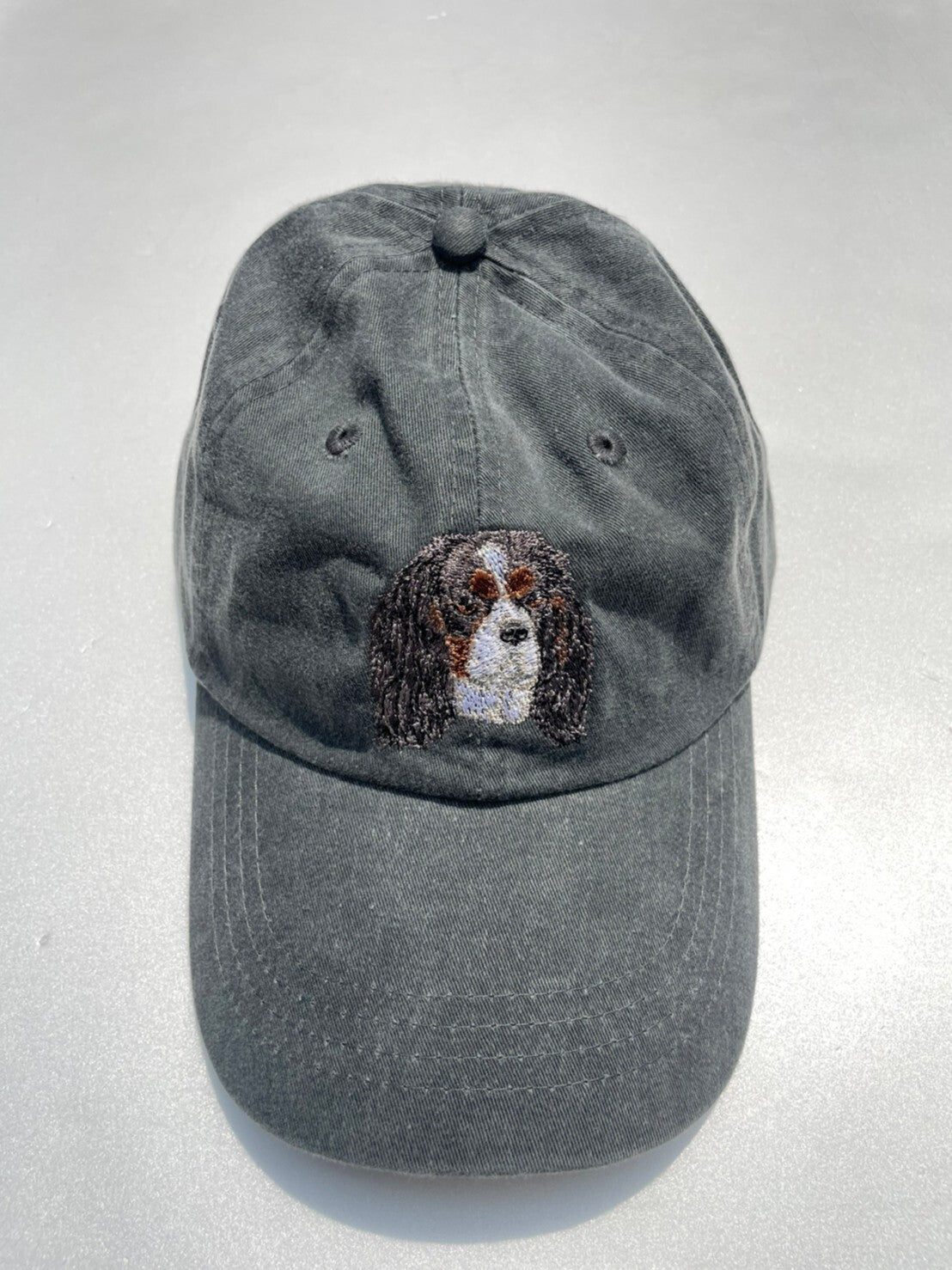 Dog embroidery cotton dad cap[fade black]-cavalier(try)